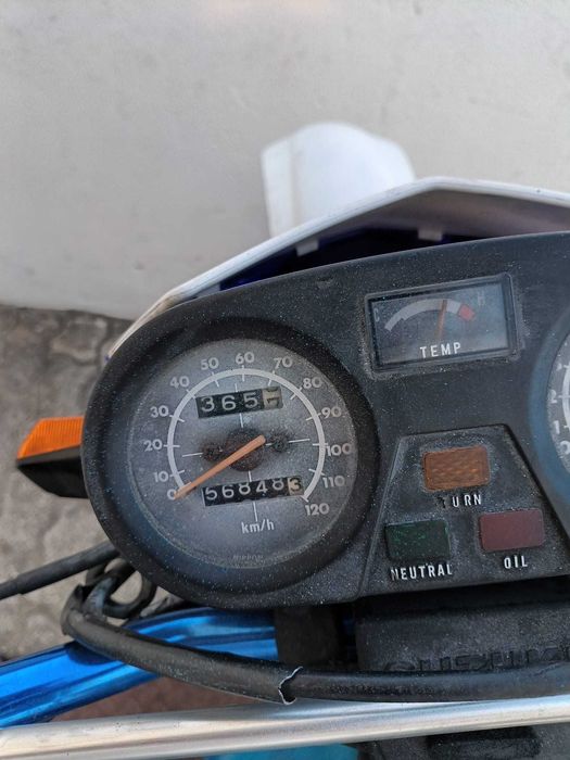 Suzuki TS5 em bom estado