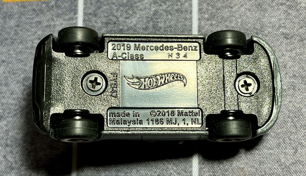 Hot Wheels 19’ Mercedes-Benz A-Class custom th