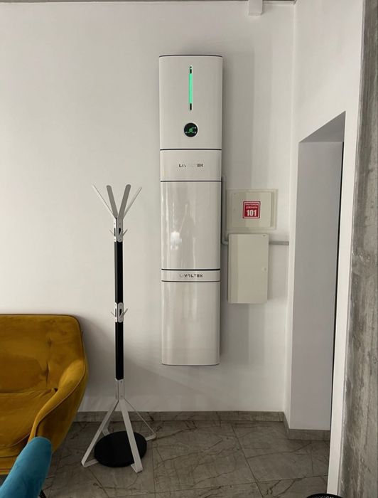 Продажа и Монтаж  под ключ  гибридных инверторов и  АКБ,