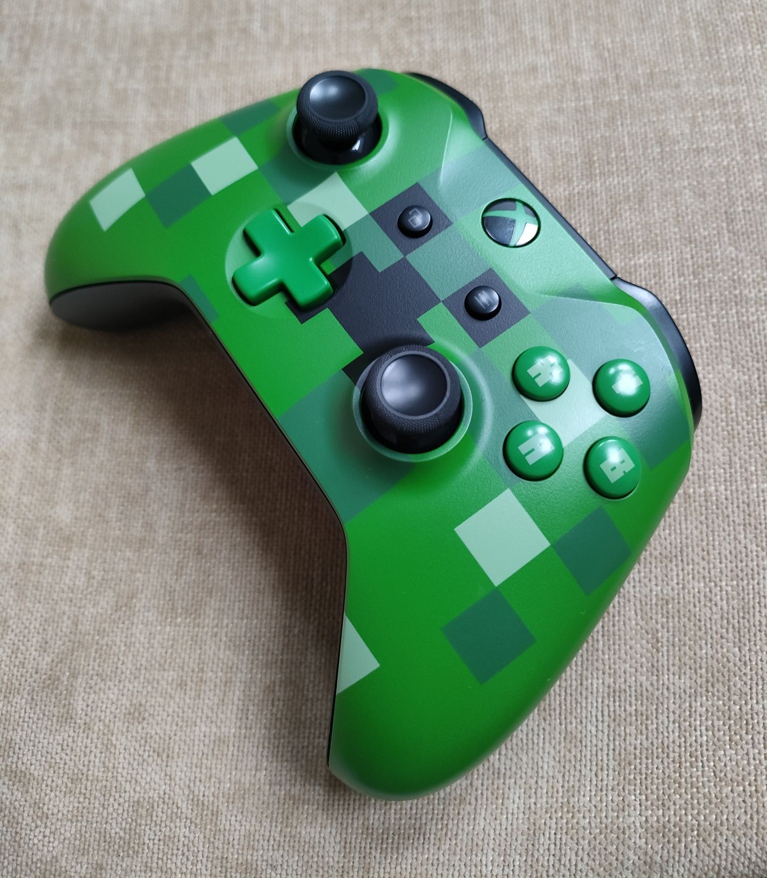 XBOX pad Minecraft plus akumulator Microsoft