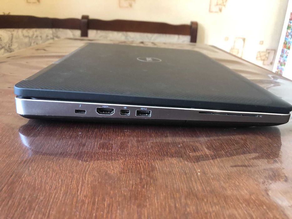 Ноутбук 15" FHD Dell Precision 7520 (Xeon E3-1545M/16/SSD 256Gb/M2200)