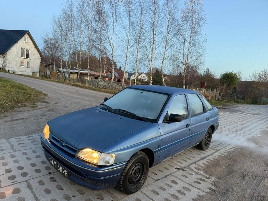 Ford Escort Salon PL/ 1 właściciel/n8ski przebieg