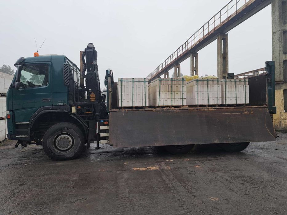 Usługi dzwigowe HDS + łyżka chwytakowa  Wywrotka 6x6 Transport