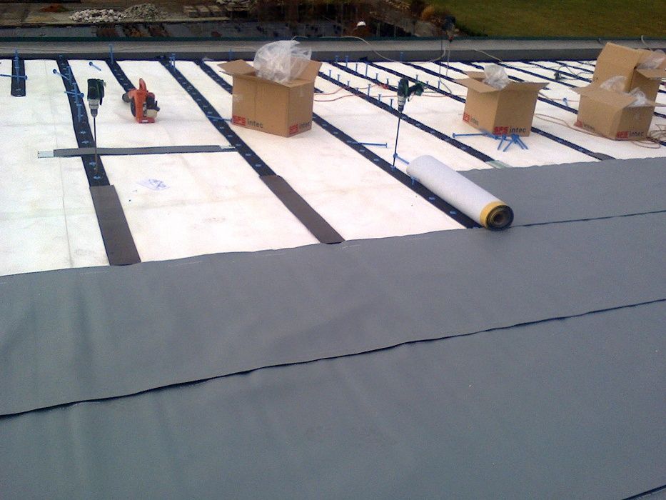 PVC-EPDM,DACHY PAPA termozgrzewalna, Tarasy  wentylowane DachówTPI-TPO