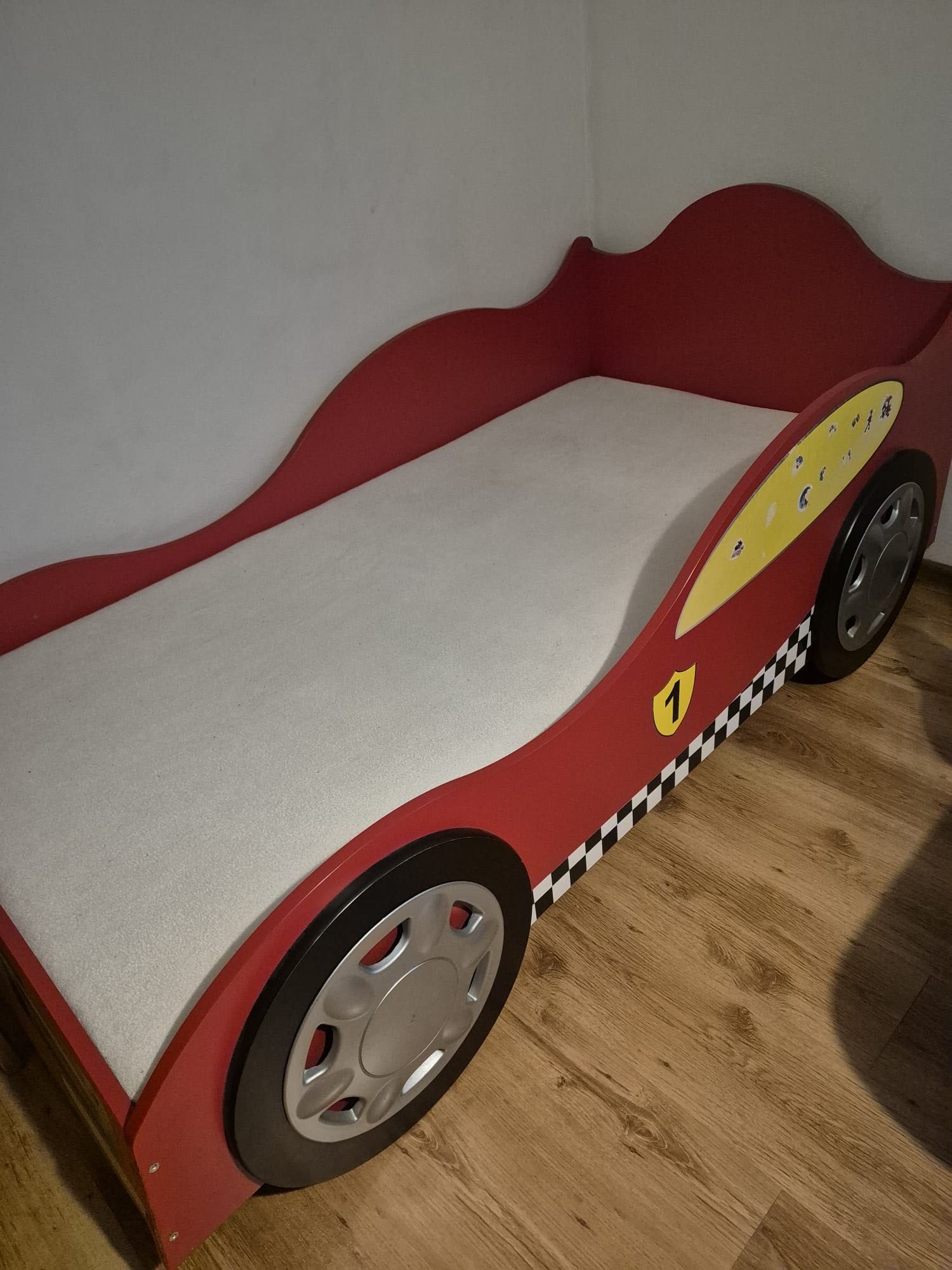 Łóżko auto dla dzieci mcqueen