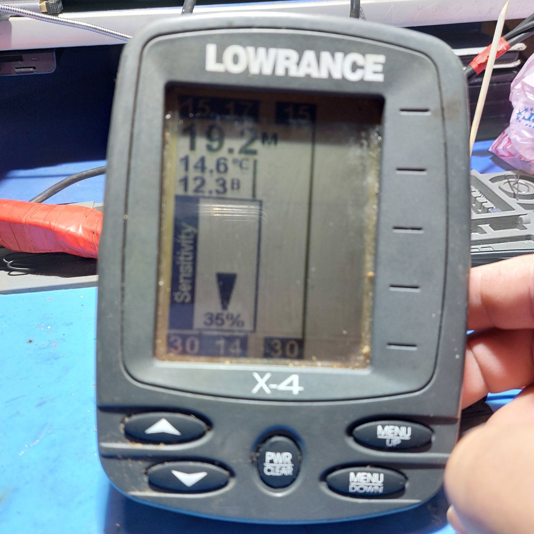 эхолот Lowrence X-4