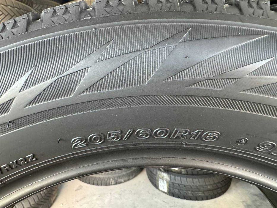 Шини зимові 205/60 R16 BRIDGESTONE BLIZZAK VRX2 6mm