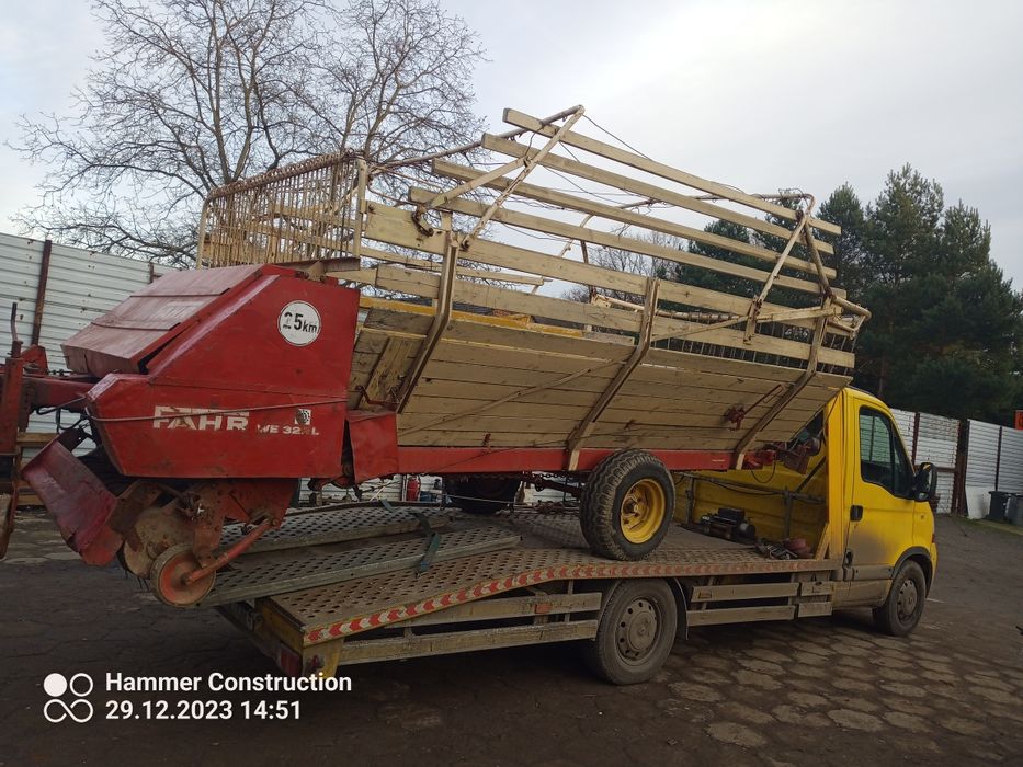 Przyczepa zbierająca fachr części