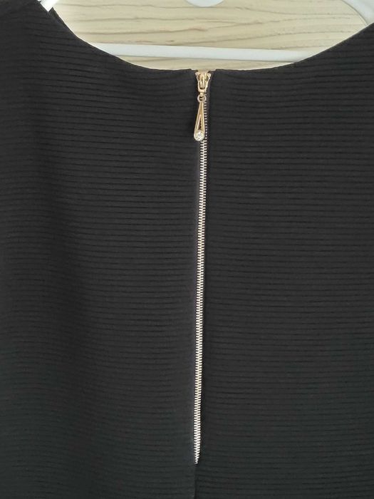 Czarna sukienka S włoska