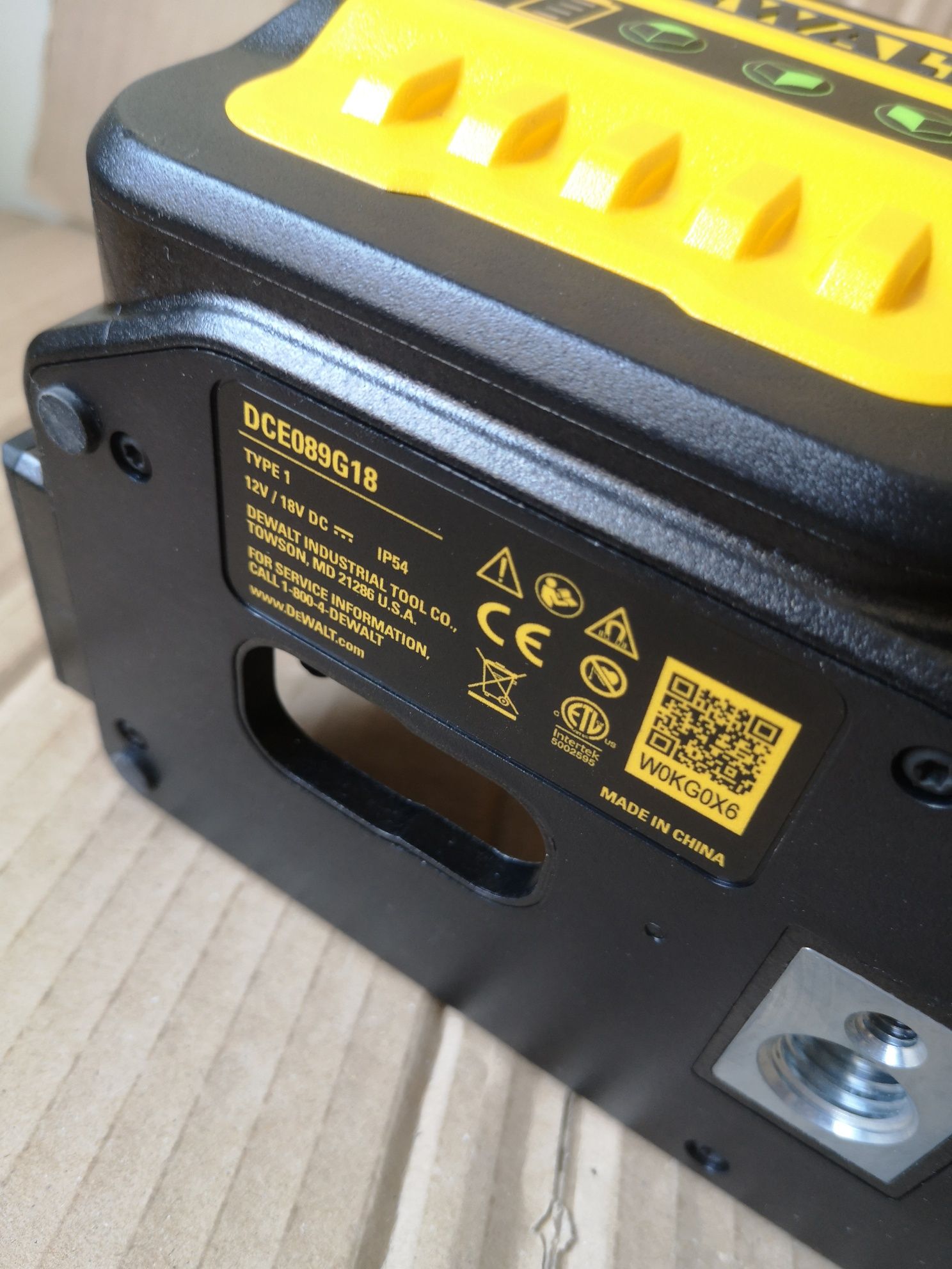 Dewalt dce089g18 niwelator laserowy zielona wiązka komplet 12/18v nowy