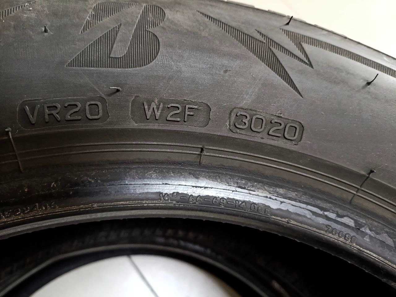 Пара шин 205/60R16 92H/96H Bridgestone Blizzak LM005