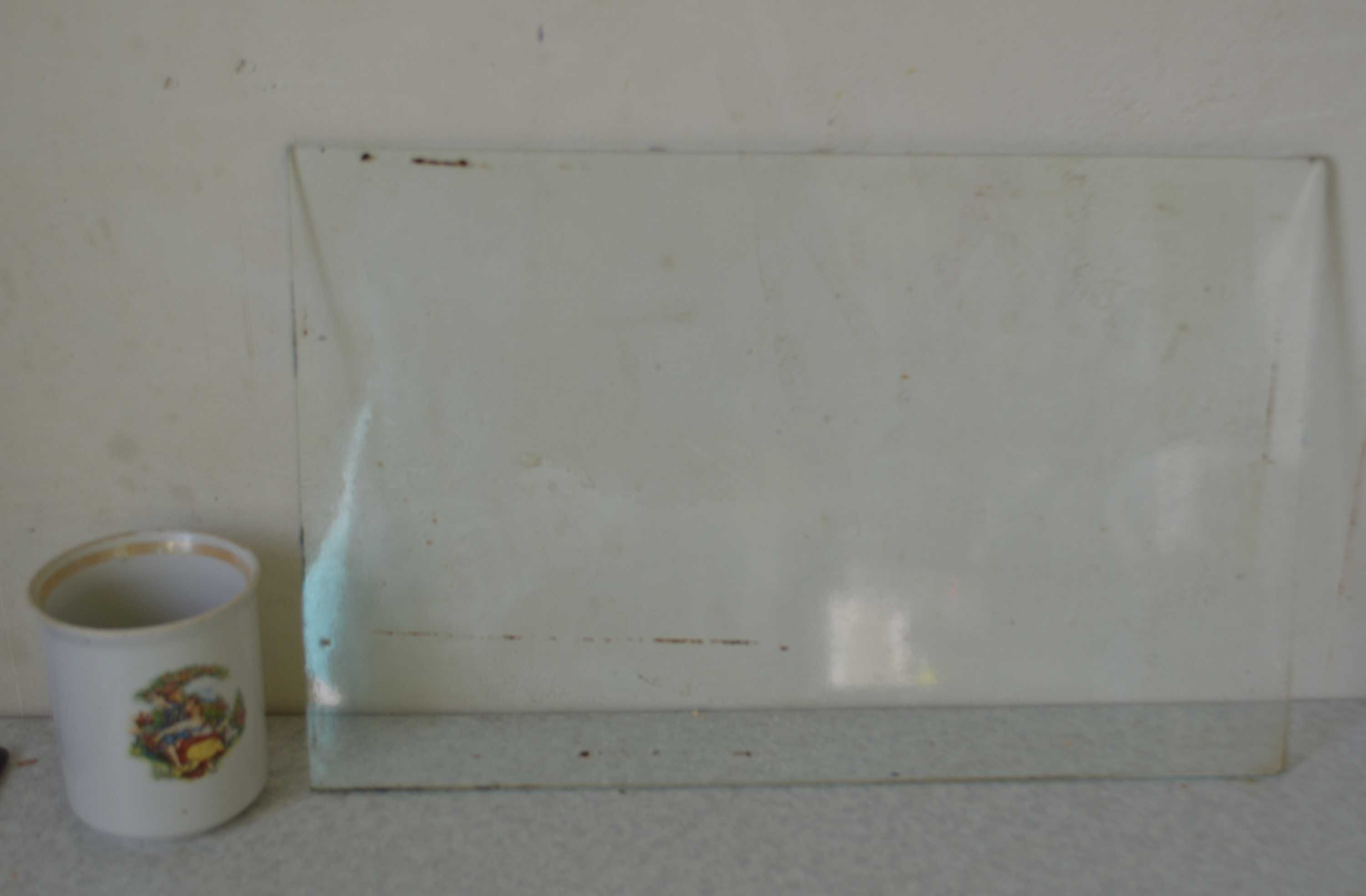 Огнеупорное стекло закаленное с дверцы духовки электро печки- Томь