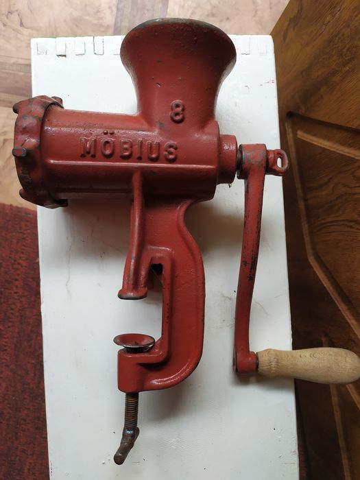 Продам мясорубку в рабочем состоянии