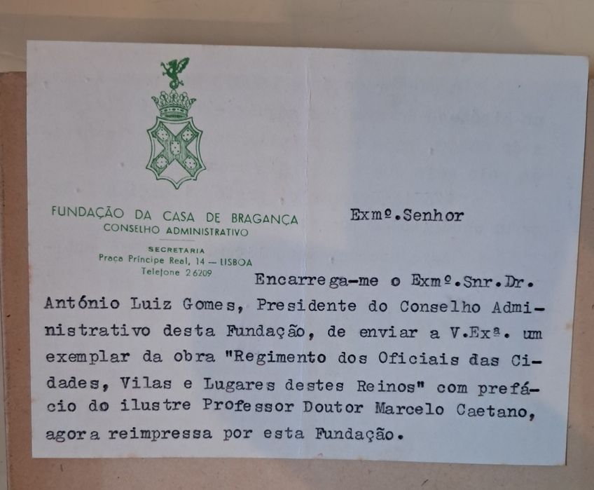 Livro " Regimento dos Oficiais das Cidades, Vilas e Lugares destes Rei