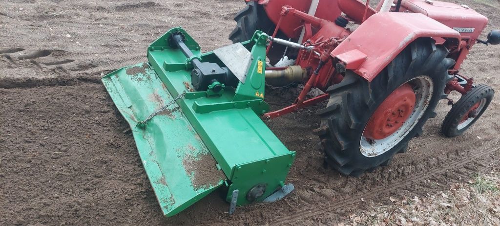 Traktorek ogrodniczy iseki Kubota yanmar c 330  glebogryzarka Wom