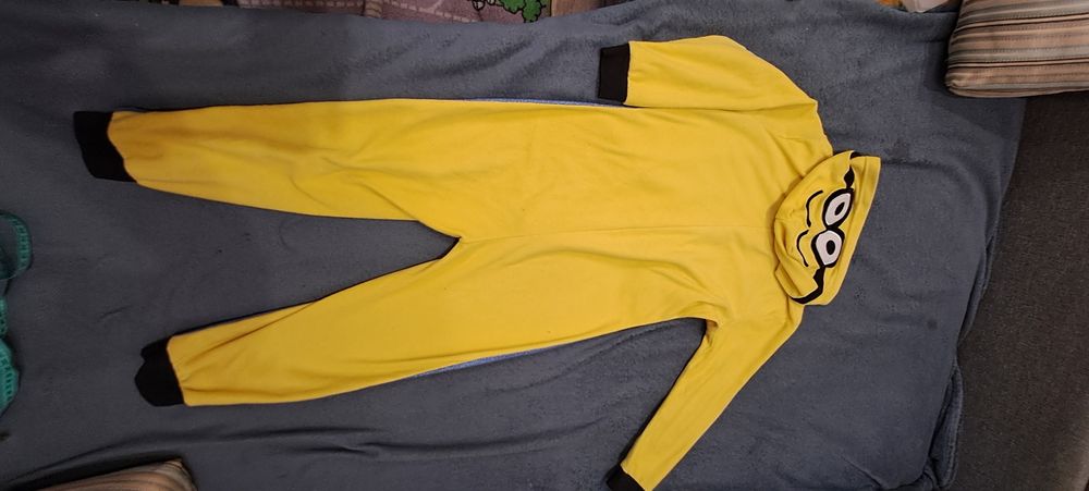 Піжама, кігурумі,р. 120-130 см. Міньон, Посіпака