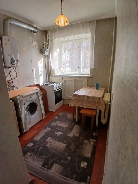 1 к.к. Виставка  ( Зарвчанська)