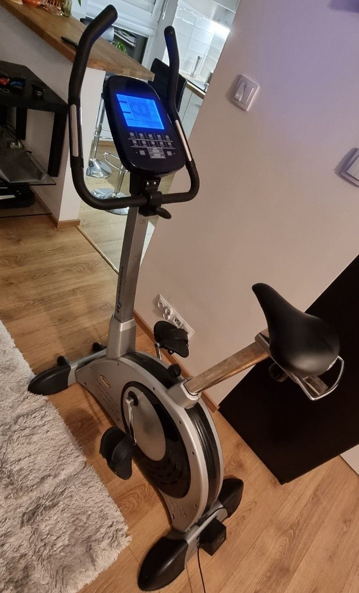 Motion E9.6 Ergometer - Rower indukcyjny - cichy, dla dużych osób