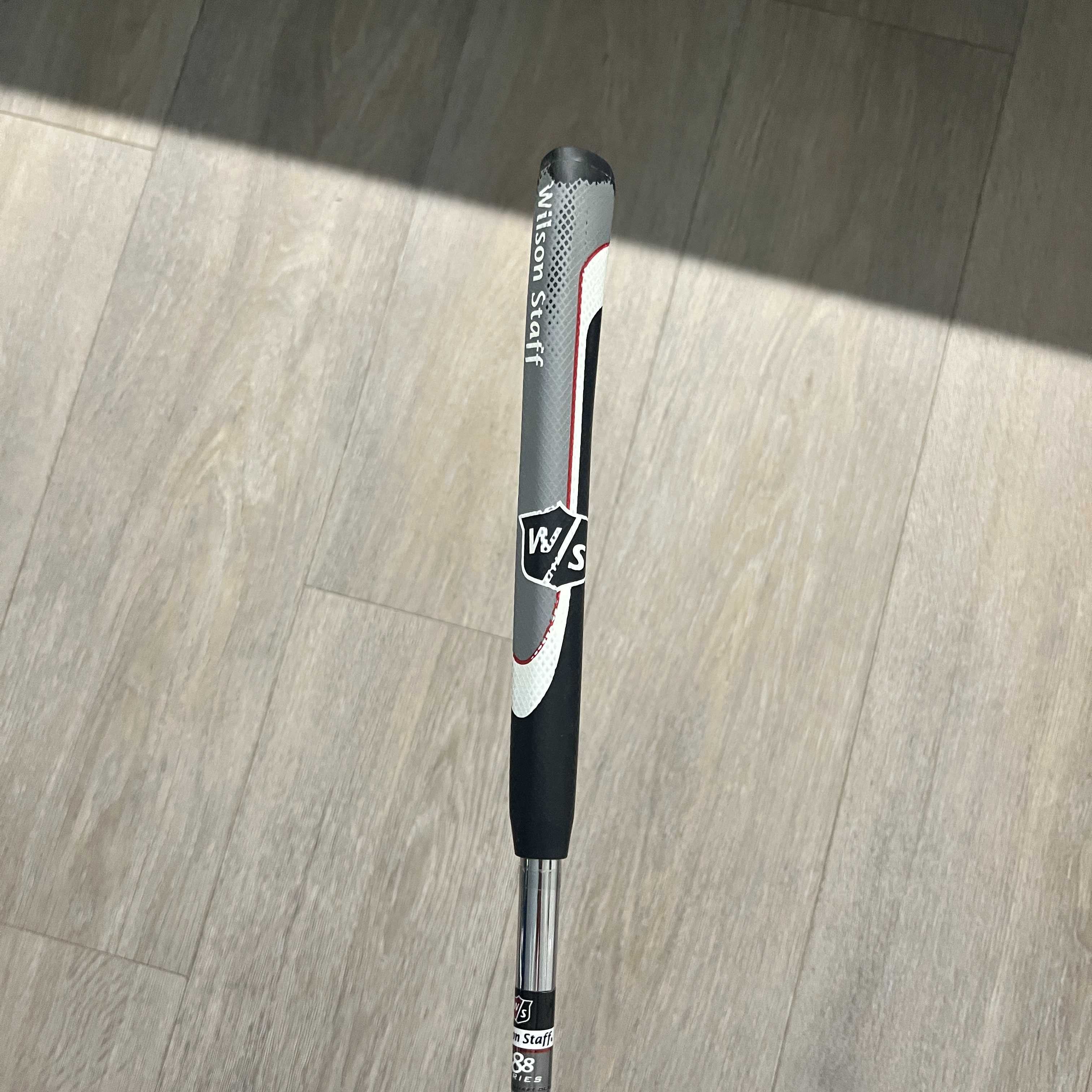 Putter Wilson 8881 kij do golfa 34"
