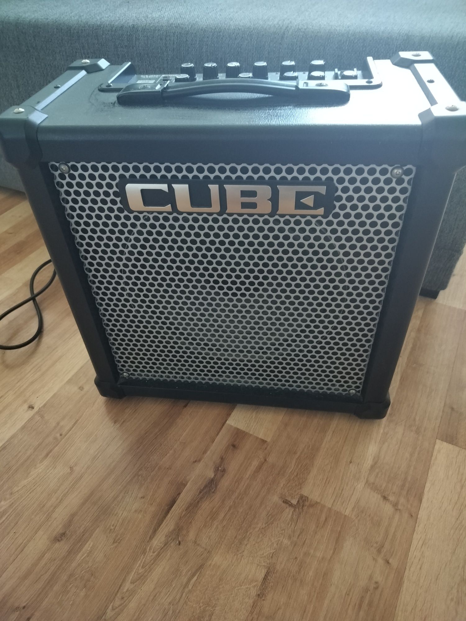 Roland cube 40gx