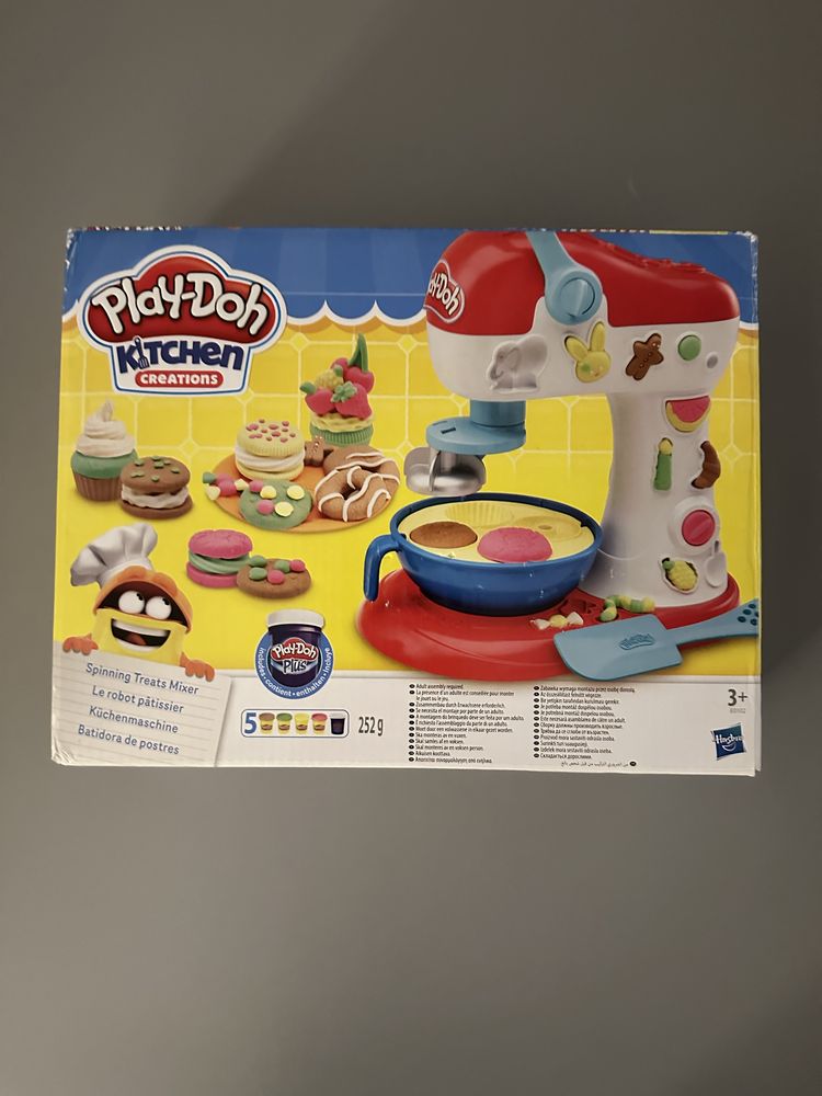 Набір для ліплення Play-Doh Kitchen Creations Міксер