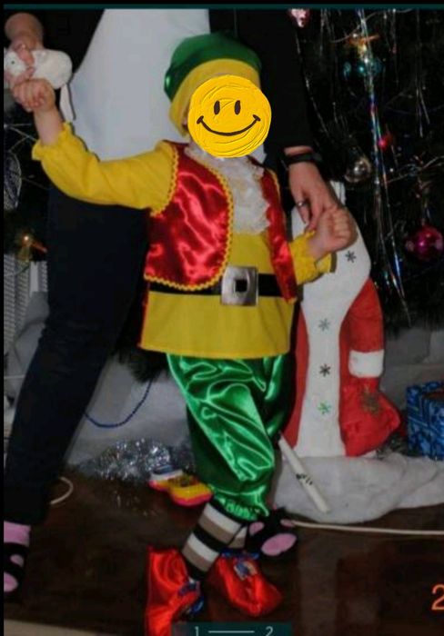 Продам яркий.крастввй костюм гномика на 03-5 лет