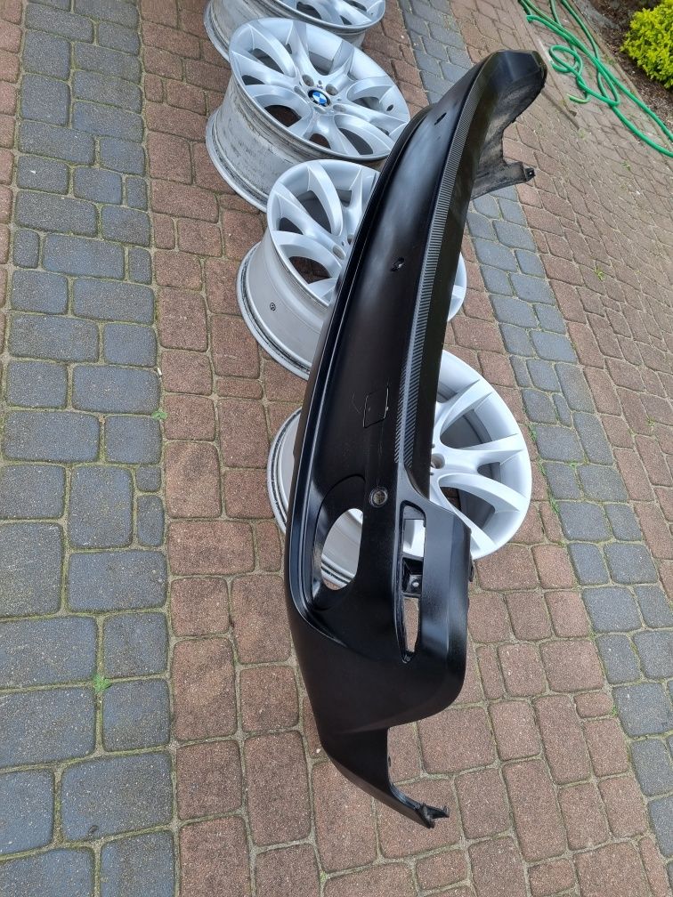 Bmw X5 E70 przedlift zderzak tyl tylny komplet czarny ladny