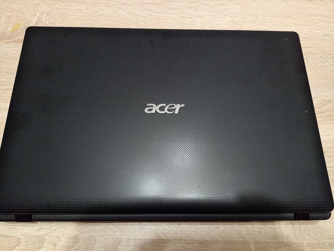Ноутбук Acer Aspice 5742