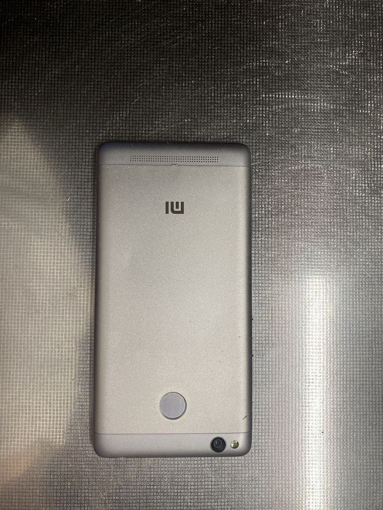 Мобільний телефон Xiaomi Redmi 3S