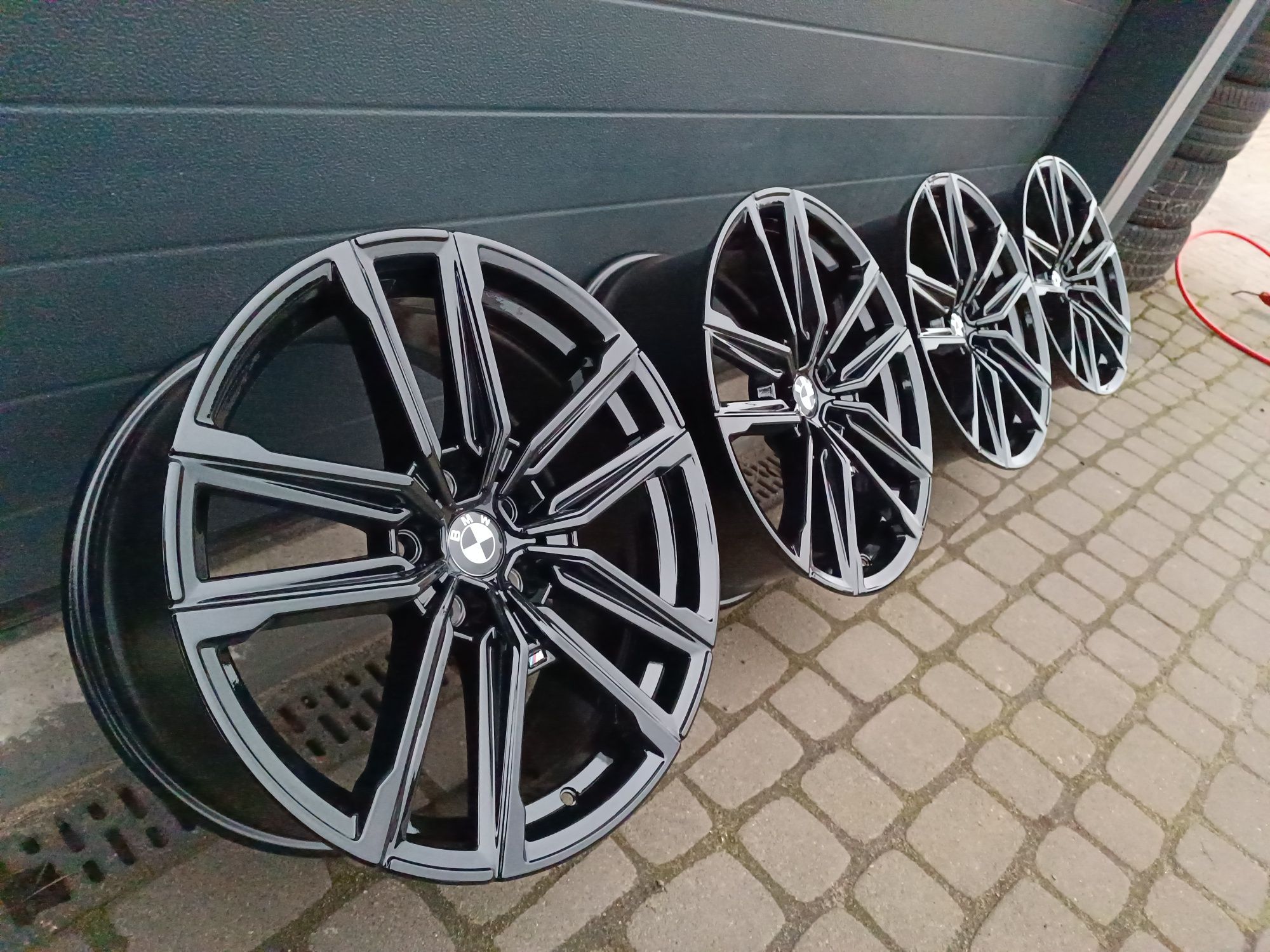 Felgi alu 5x112 R19 J8,5/8 ET40/27 BMW OE M