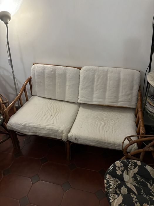 Moveis de sala sofas, cadeiras e mesa