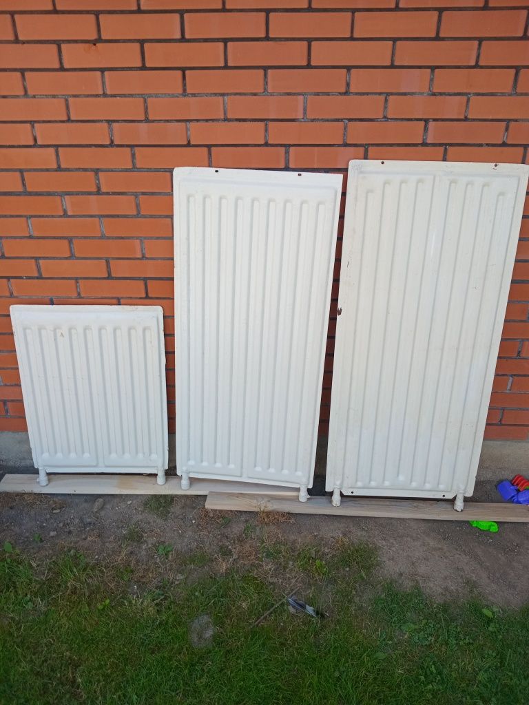 Продам стальні батареї