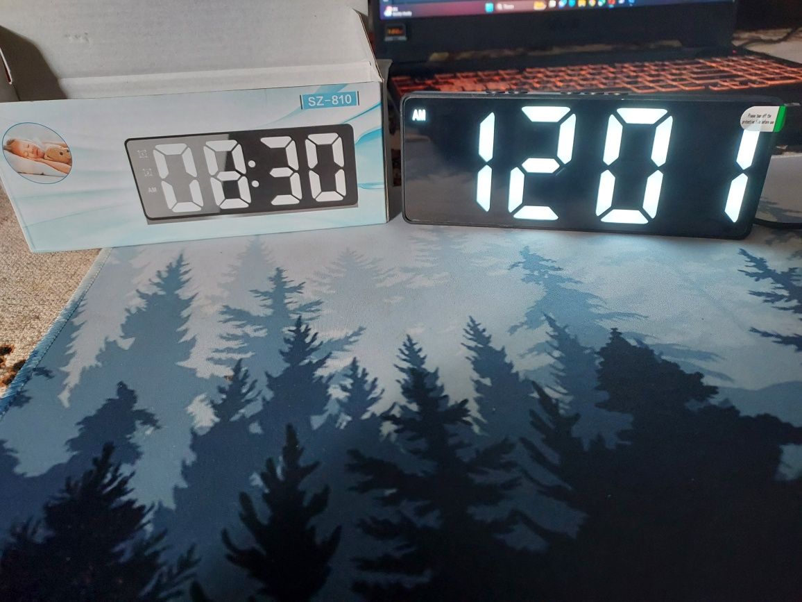 Світлодіодний дзеркало Настільний годинник Цифровий будильник