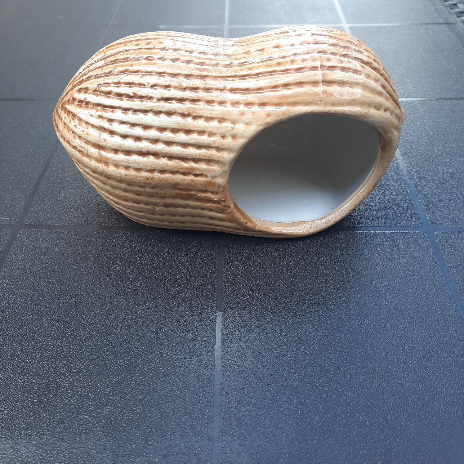 Ceramiczny domek dla chomika