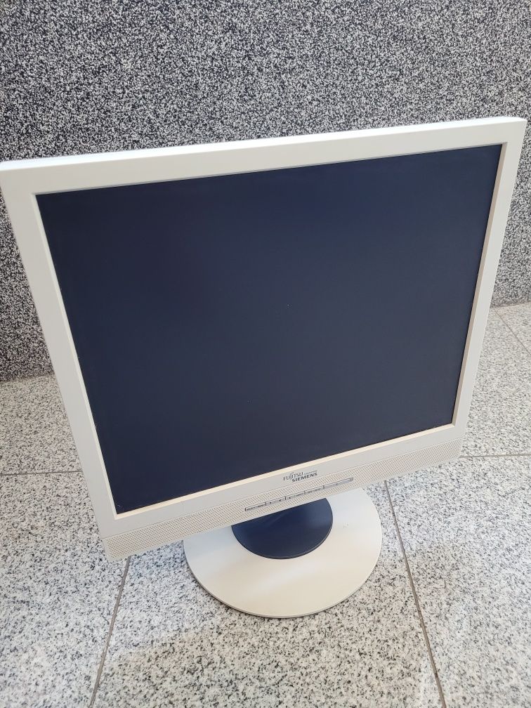 Monitor Fujitsu ScenicView B17-2, 17 cali