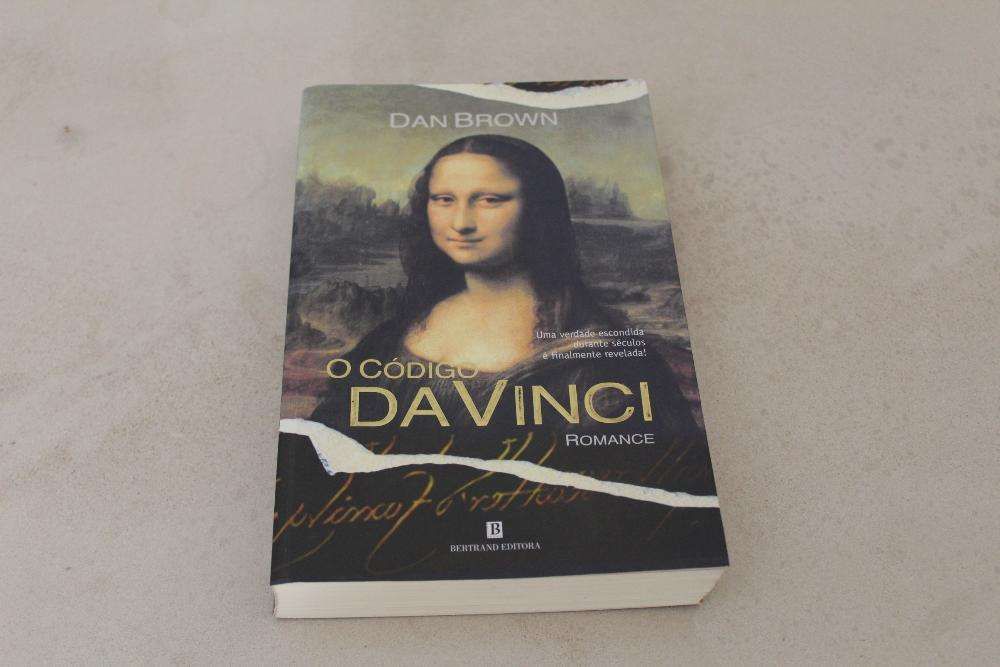 Livro "O Código Da Vinci" de Dan Brown