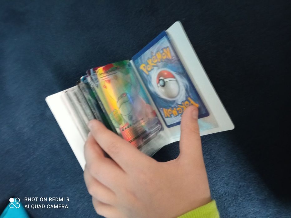 Mini album kart pokemon prawdziwek rzadkich mystery box