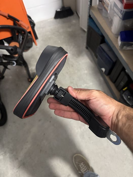 Suporte para telemovel para scooter