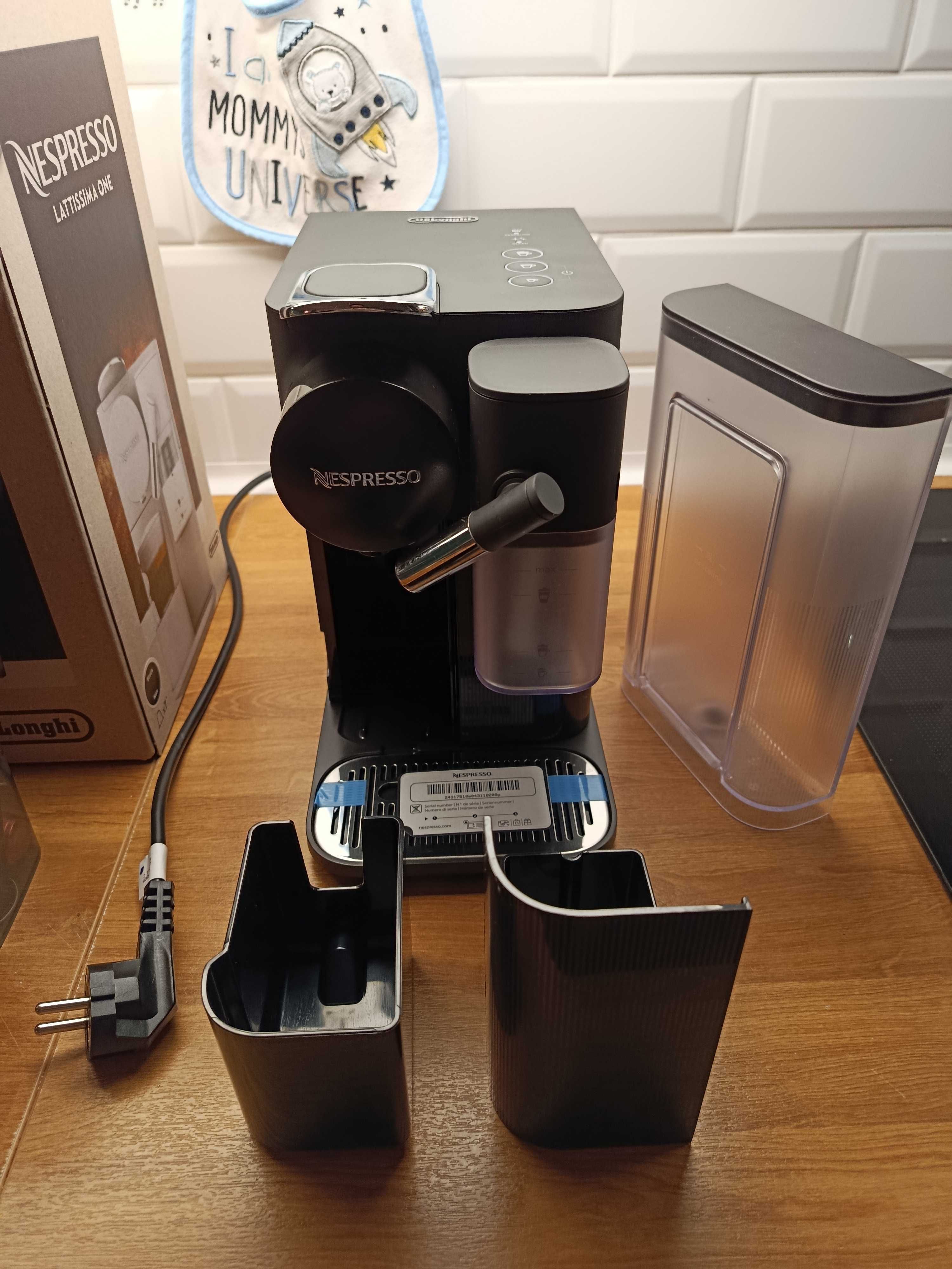 Ekspres DeLonghi Nespresso Latissima One