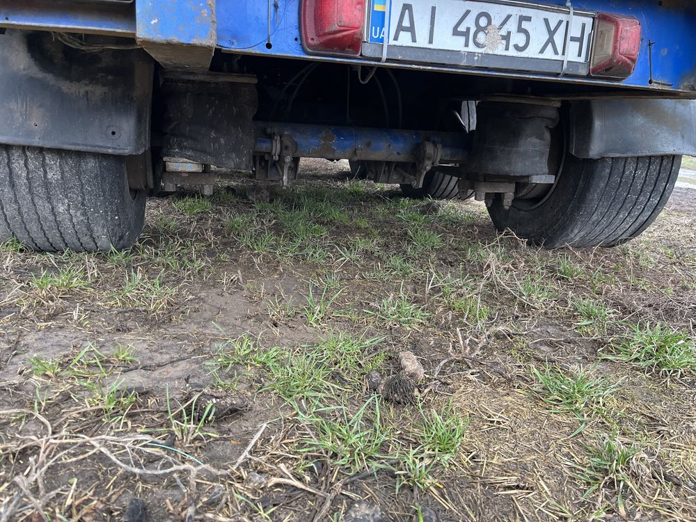 Полуприцеп бортовий