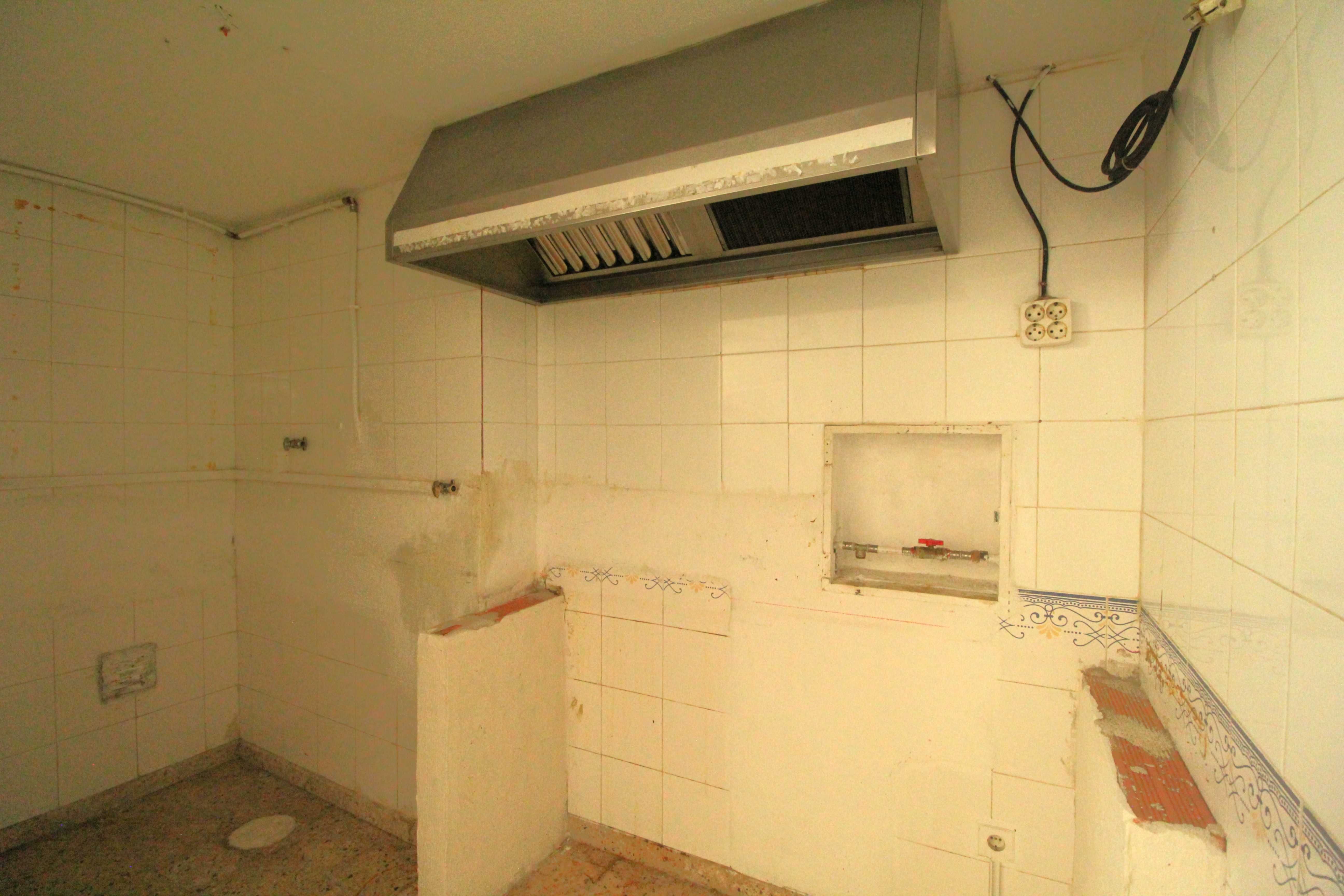Arrenda-se Loja no Polis com 78m2