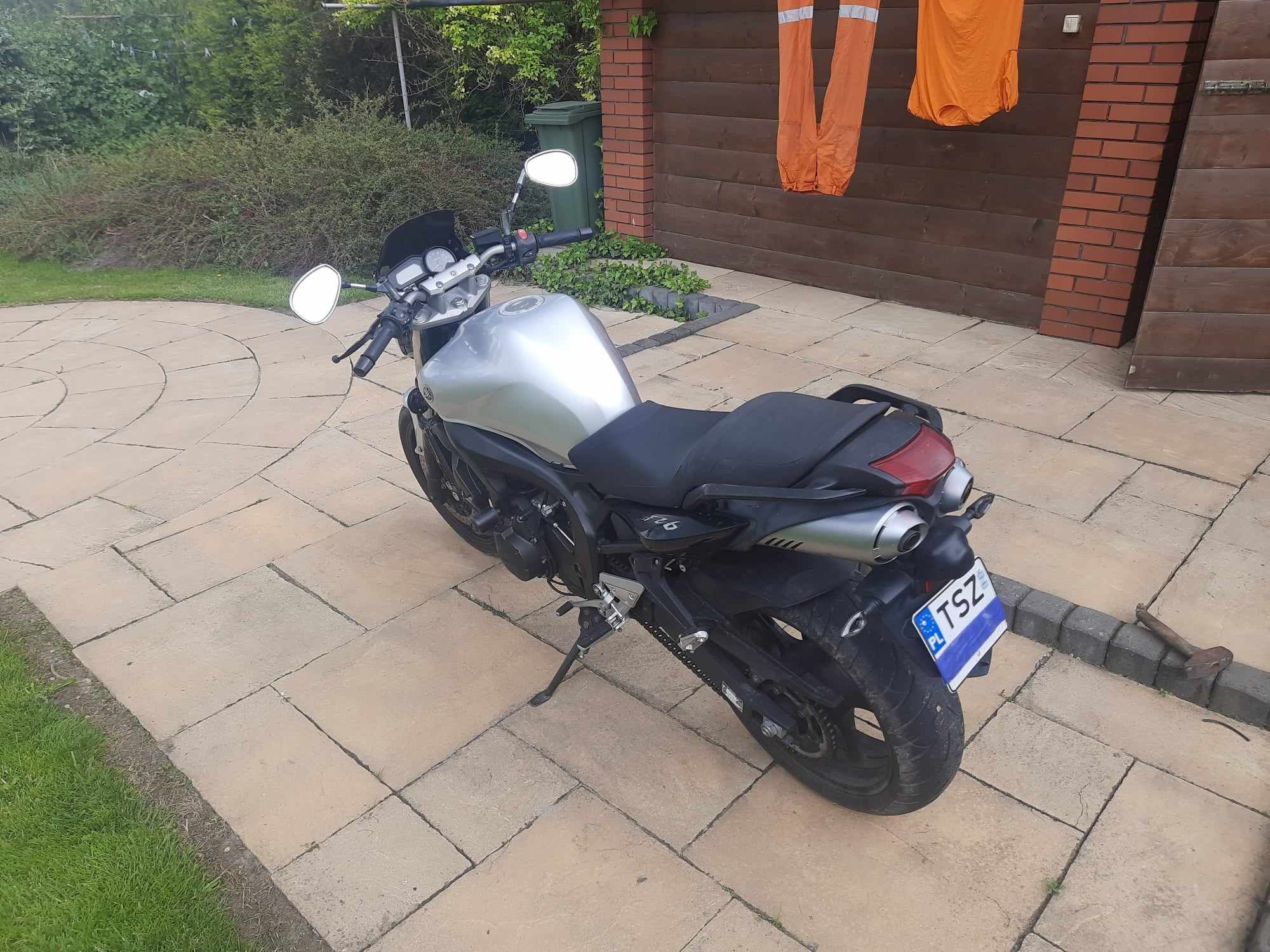 Motor Yamaha fz6