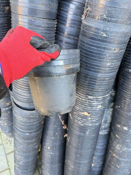 doniczki produkcyjne 1,5l używane