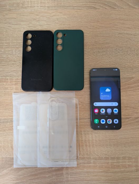 Продам Samsung s23 256 в гарному стані. Неверлок. В подарунок чохли