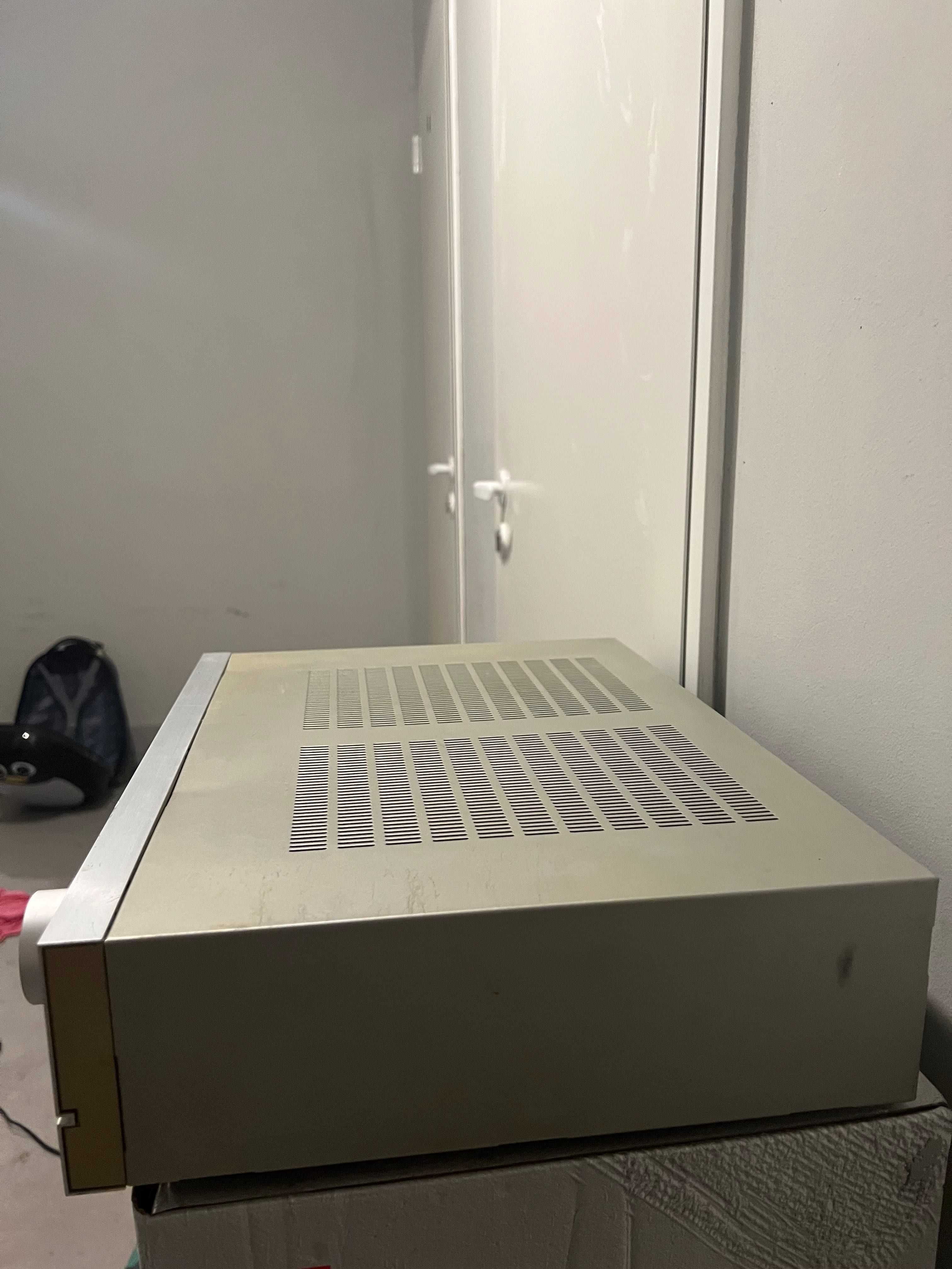 Wzmacniacz Pioneer- 260 Watt