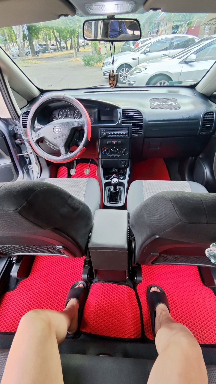 Продам OPEL Zafira