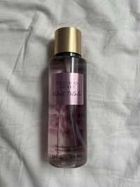 Nowa mgiełka Victoria’s Secret velvet petals 250 ml
