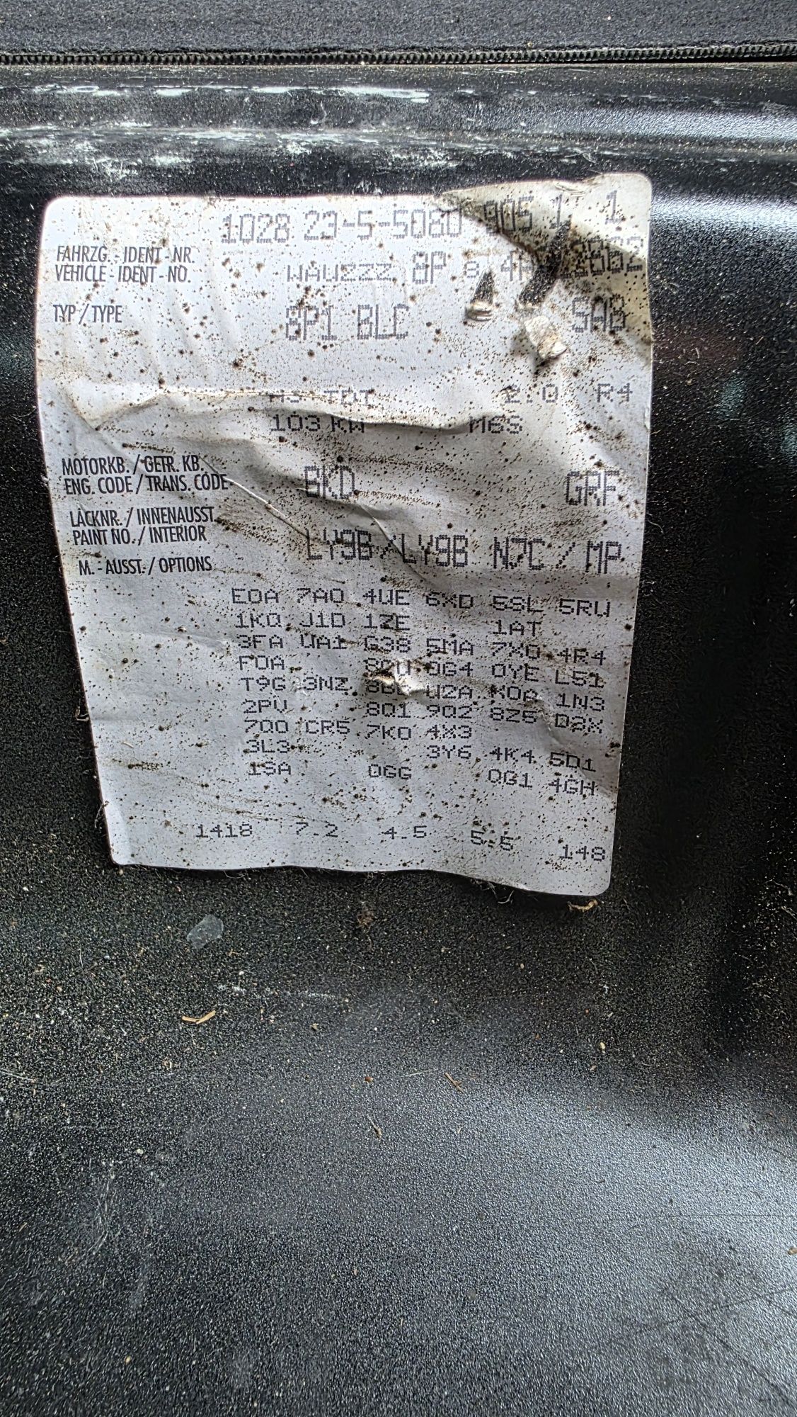 Maska Przód Audi A3 8P 2003r LY9B