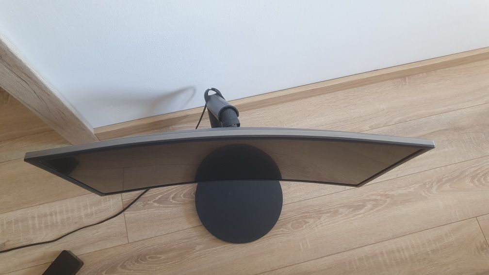 Monitor Samsung 27" Curved LC27fG70FQ LCD VA