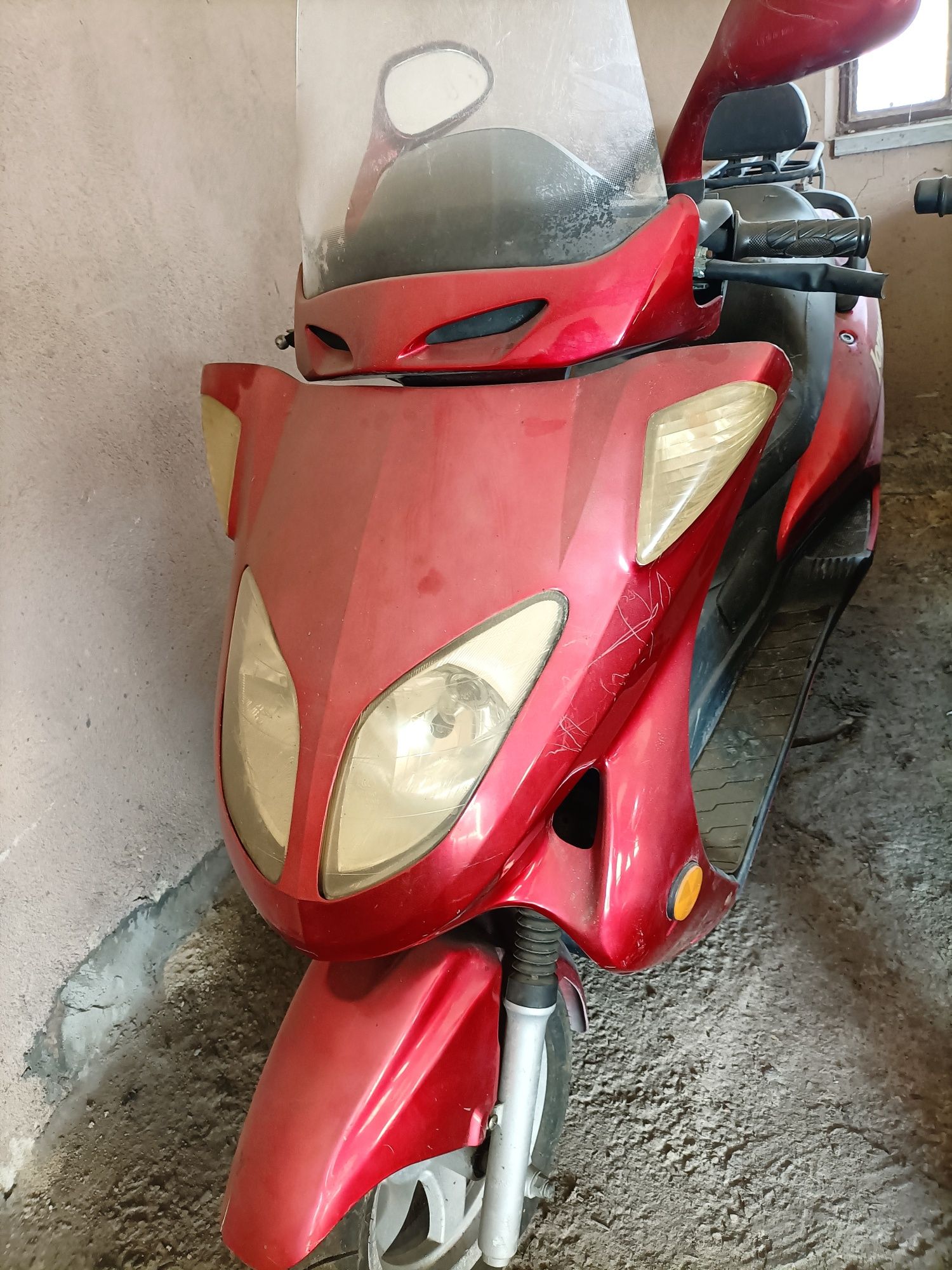 2 scooters jonway para peças